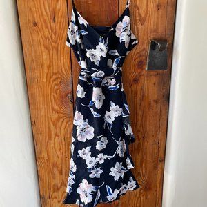 Banana Republic / Floral Ruffle Spaghetti Strap Dress / Size 6